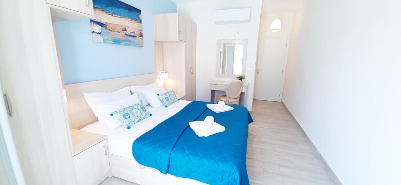 The Central Villa - Kassiopi Corfu Villas Bagian luar foto