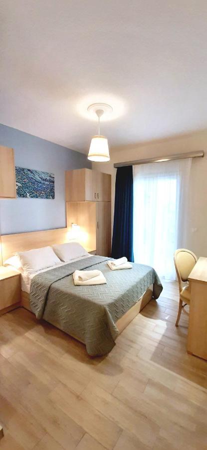 The Central Villa - Kassiopi Corfu Villas Bagian luar foto